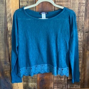 Teal long sleeved top with lace bottom
